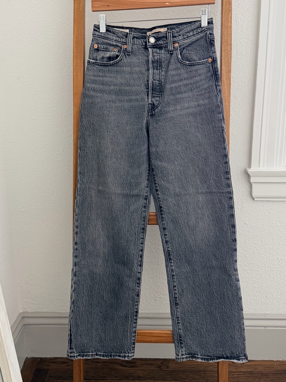 Levi’s Ribcage Straight Ankle - Picture 2 of 5